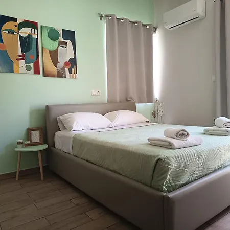 Apartament Lilian's Seaview-party Street-youth